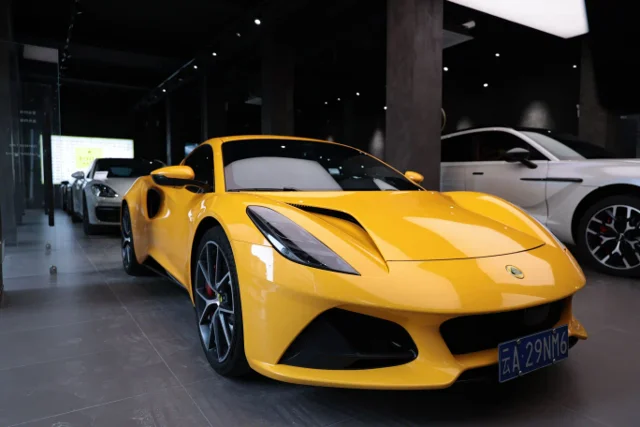 Lotus Emira 2.0T DCT First Edition