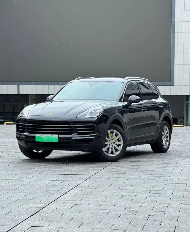 Porsche Cayenne Hybrid Cayenne E-Hybrid 2.0T