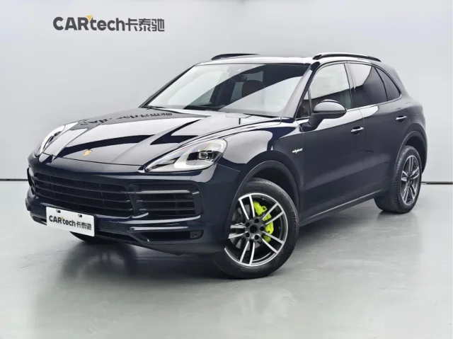 Porsche Cayenne Hybrid Cayenne E-Hybrid 2.0T