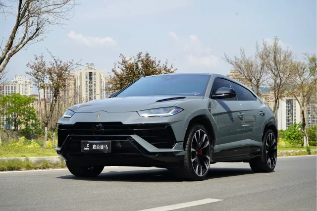 Lamborghini Urus 4.0T V8 S