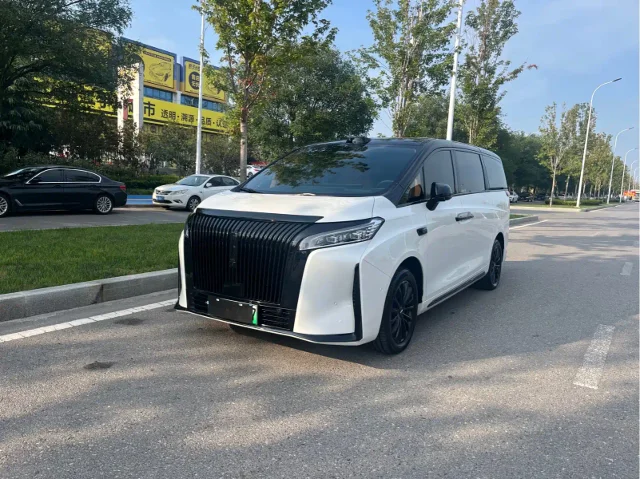 Wey Gaoshan New Energy 4WD High Mountain 8