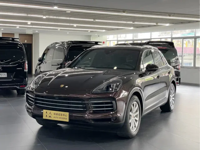 Porsche Cayenne Hybrid Cayenne E-Hybrid 2.0T