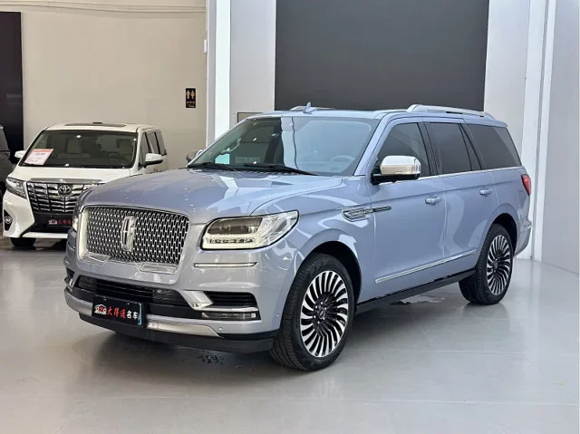 Lincoln Navigator 3.5T Presidential Series