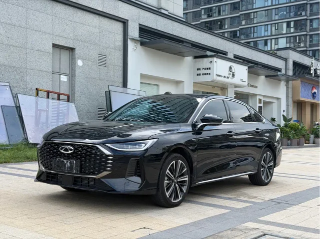 Chery Arrizo 8 PRO 1.6T DCT Luxury Type +