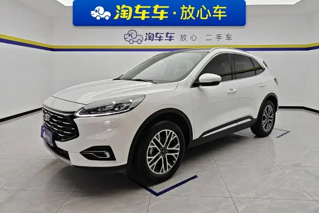 Ford Escape EcoBoost 245 2WD Shine Enjoy Model