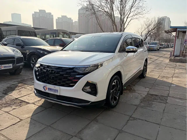 Hyundai Custo 380TGDi Smart Love Premium Edition LUX Premium