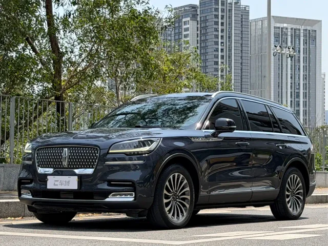 Lincoln Aviator 3.0T V6 4WD Elegant Edition