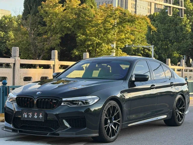 BMW M5 M5