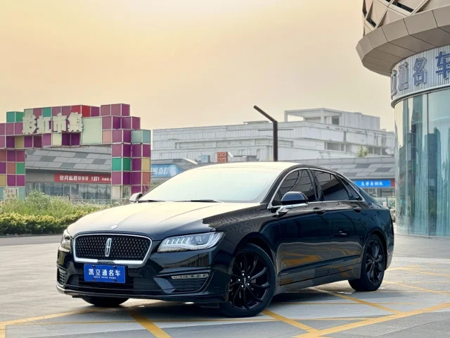 Lincoln MKZ 2.0T MONO Limited Elegant Edition MONO BLACK