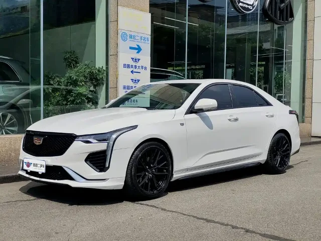Cadillac CT4 28T Premium Type