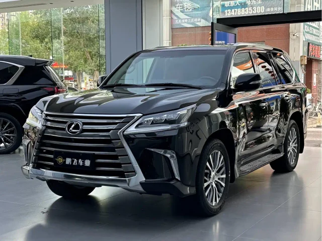 Lexus LX 570 Dynamic Luxury Edition