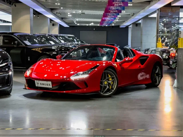 Ferrari F8 Spider 3.9T V8