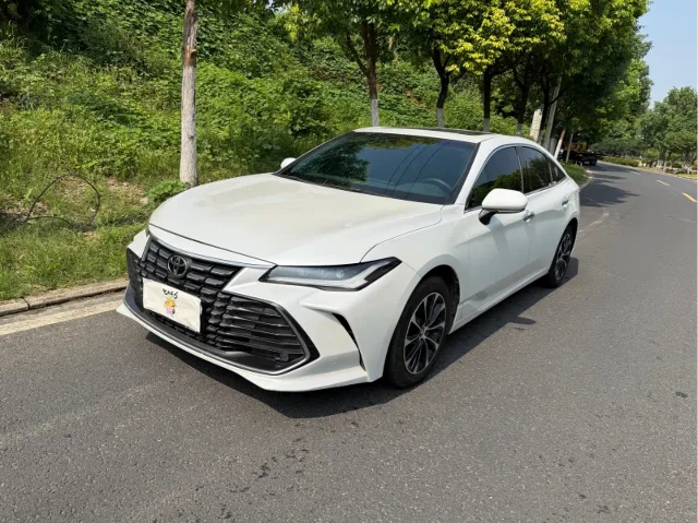 Toyota Avalon 2.0L Luxury Edition