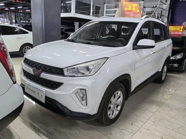 Wuling Hongguang S3 1.5L Manual Luxury Type China V