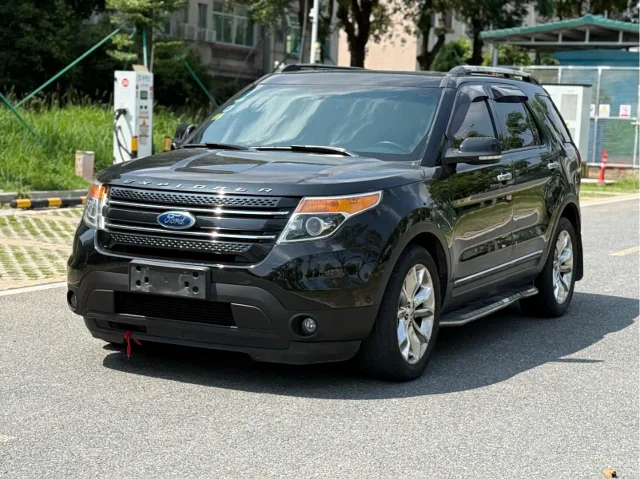 Ford Explorer (Import) 3.5L Premium Type
