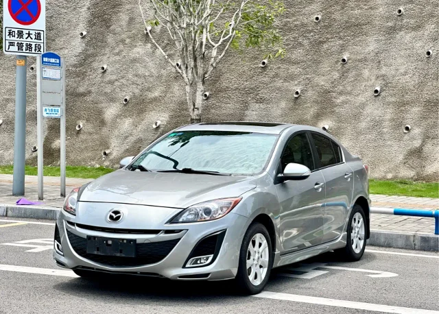 Mazda 3 Xingcheng Sedan 2.0L Auto Luxury Type