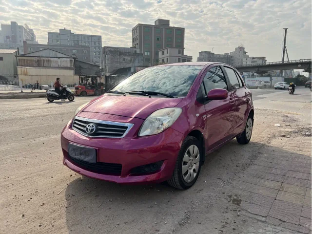 Toyota Yaris 1.6E Auto Charm Dynamic Edition
