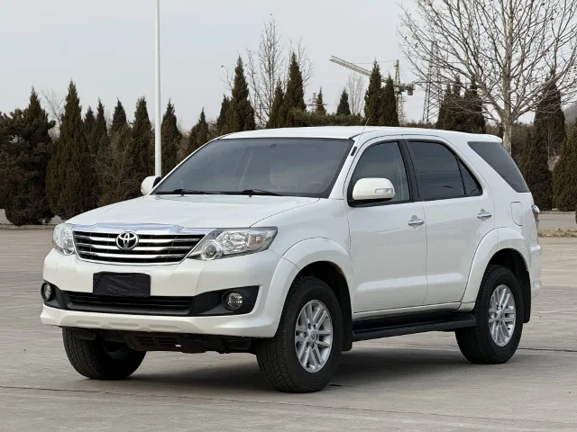 Toyota Fortuner 2.7L Middle East Edition
