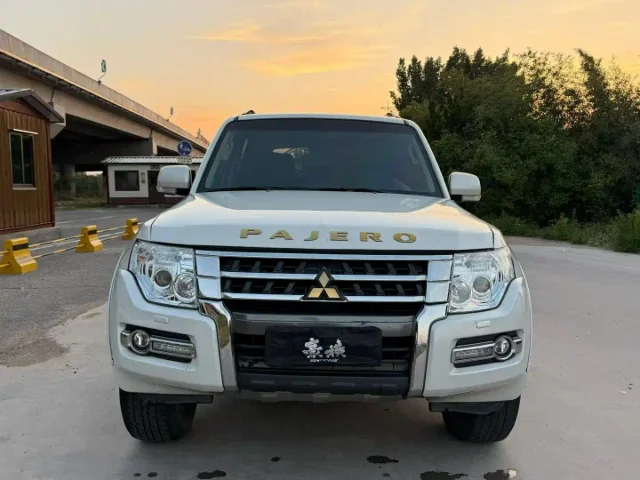 Mitsubishi Pajero (Import) 3.0L Auto Standard Edition