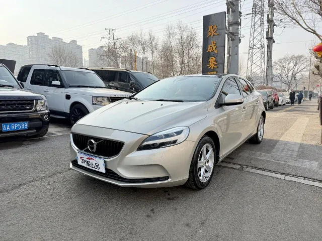 Volvo V40 T3 Smart Leisure Edition