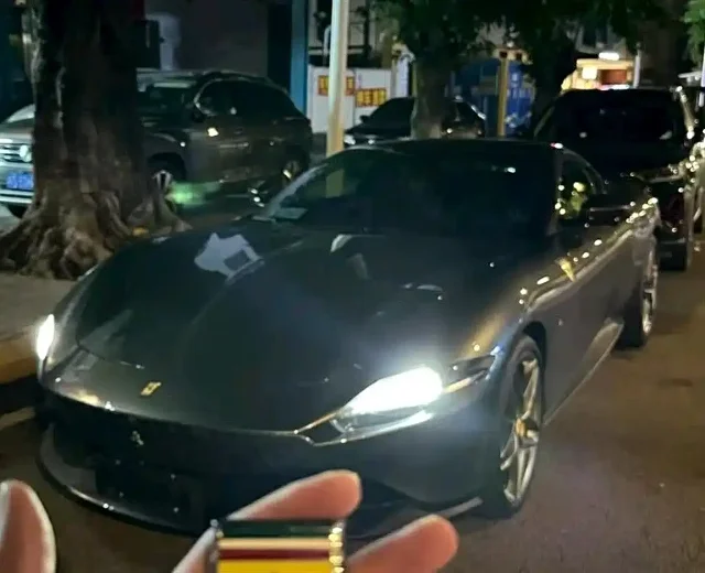 Ferrari Roma 3.9T V8