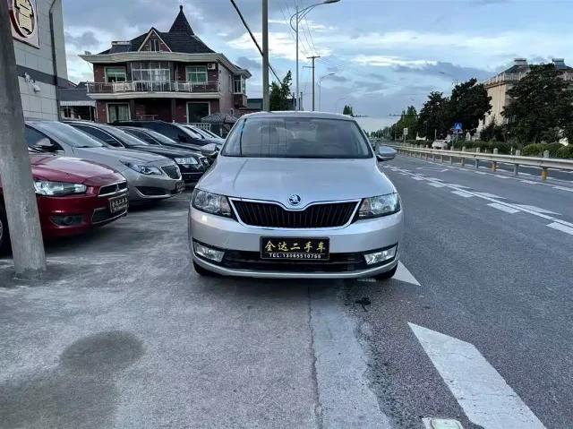 Skoda Rapid 1.6L Auto Smart Select Type