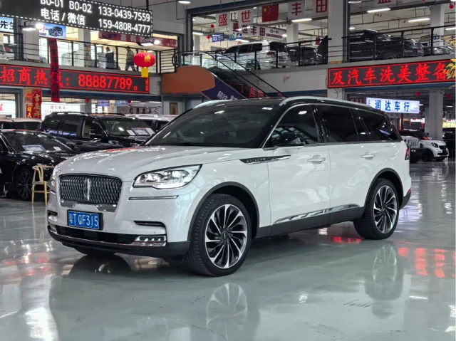 Lincoln Aviator 3.0T V6 4WD Executive Edition