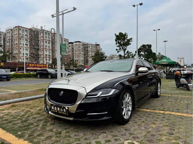 Jaguar XJ XJL 3.0 Panoramic Business Edition