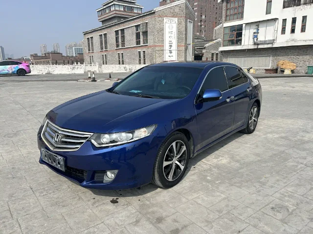 Honda Spirior 2.4L Premium Edition