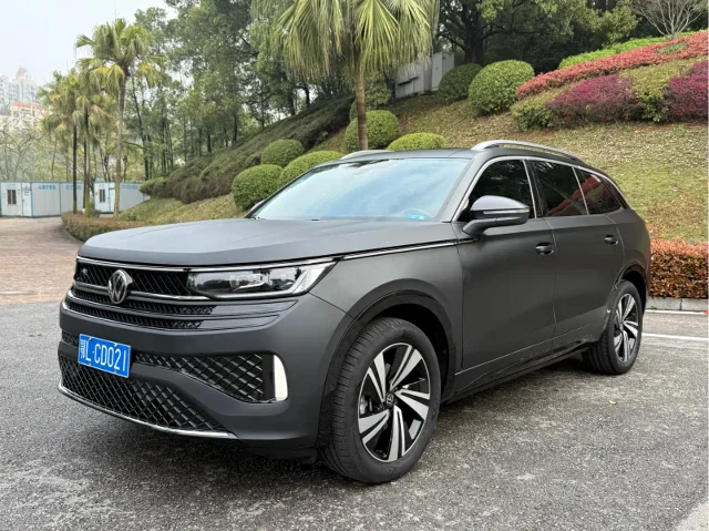 Volkswagen Tavendor 380TSI 4WD R-Line Patrol Ceremony Edition
