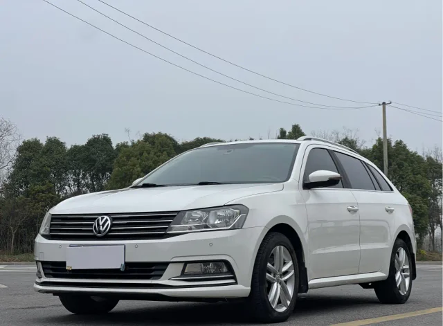 Volkswagen Gran Lavida 1.6L Auto Comfort Edition