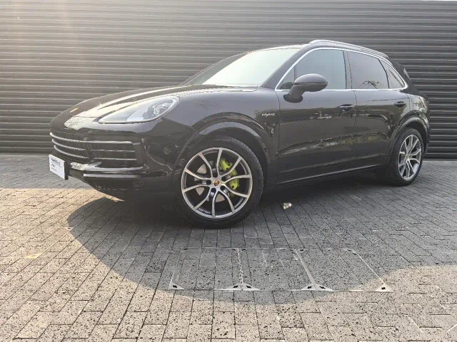 Porsche Cayenne Hybrid Cayenne E-Hybrid 2.0T