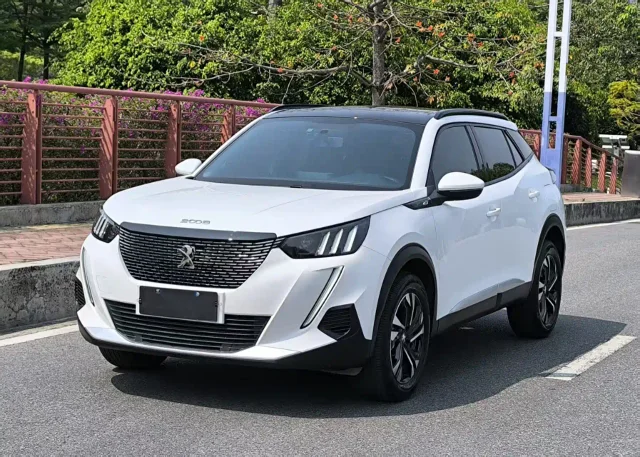 Peugeot 2008 230THP THE ONE