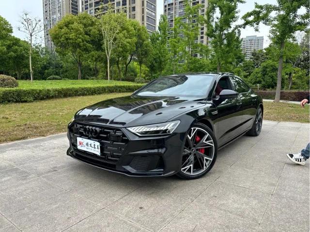 Audi A7L 45 TFSI quattro S-line Black Warrior Edition