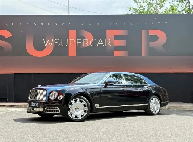 Bentley Mulsanne 6.8T Long Wheelbase Edition