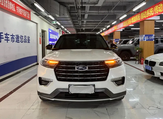 Ford Explorer EcoBoost 285 4WD Elegant Edition 7 seats