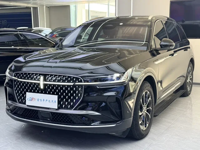 Lincoln Nautilus 2.0T 4WD Premium Edition