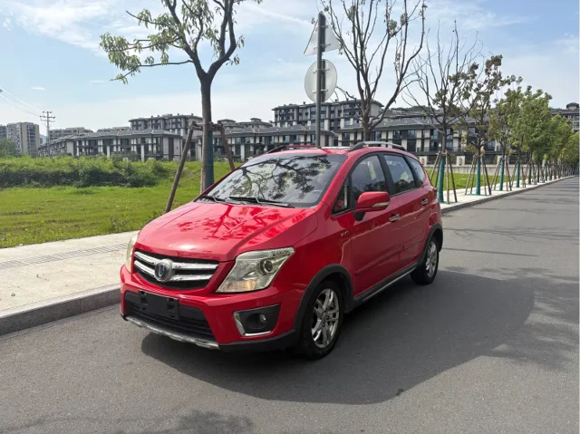 Changan CX20 1.4L IMT Sunroof Navigation Edition China IV