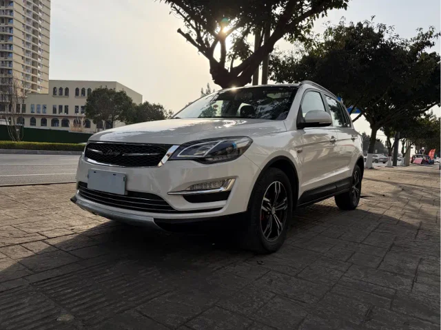 Zotye X5 Smart Connected Edition 1.5T Manual Luxury Type
