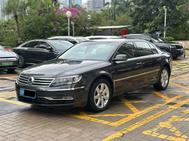 Volkswagen Phaeton 3.0L Elite Custom Type