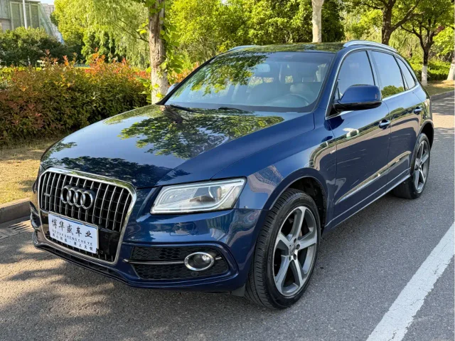 Audi Q5 (Import) 45 TFSI quattro Sport Type