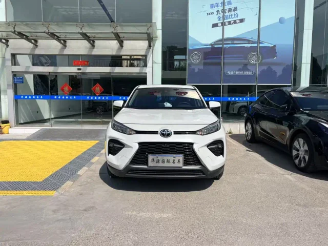 Toyota Wildlander 2.0L CVT 4WD Luxury PLUS Edition