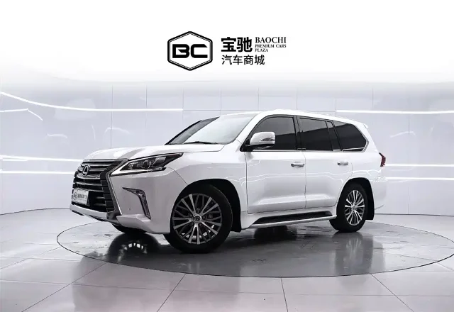 Lexus LX 570 Dynamic Luxury Edition