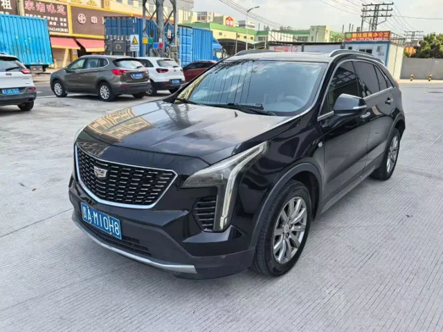 Cadillac XT4 28T 2WD Leading Type