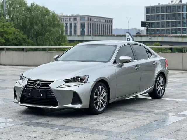 Lexus IS 300 Leading Edition