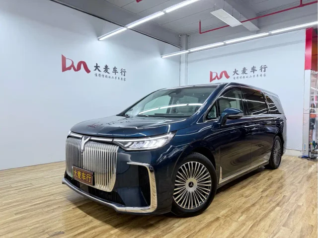 Voyah Dreamer PHEV 4WD Flagship Kunpeng Edition