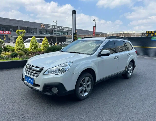 Subaru Outback 2.5i Luxury Edition
