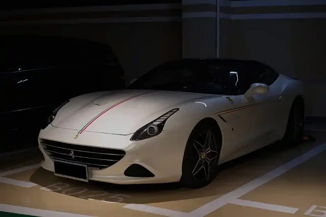 Ferrari California T 3.9T Standard Type