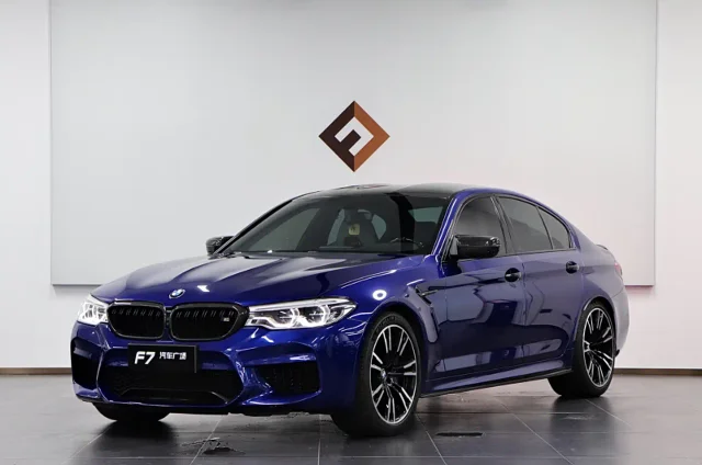BMW M5 M5