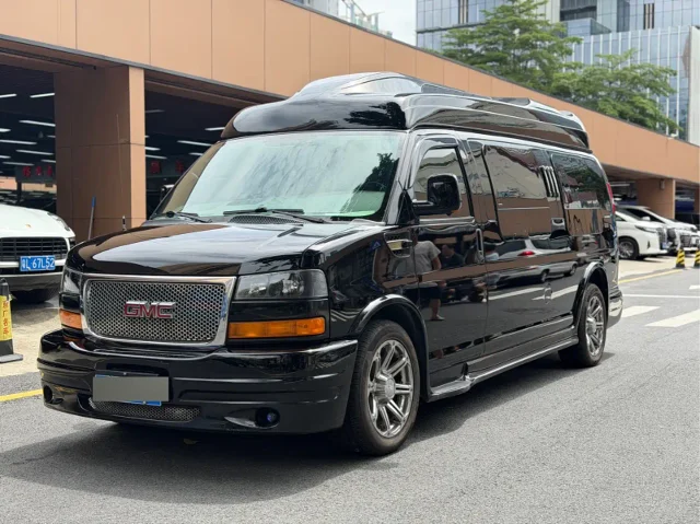 GMC Savana 6.0L Business of Star 7 seats